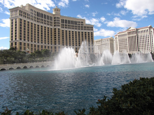 చికాగో నుండి లాస్ వేగాస్ దాకా ...